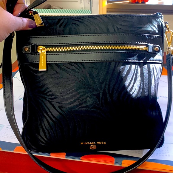 Michael Kors Handbags - Michael Kors handbag